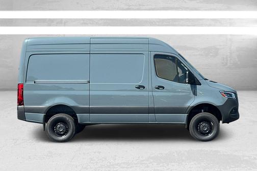 2025 Mercedes-Benz Sprinter 2500 Standard Roof