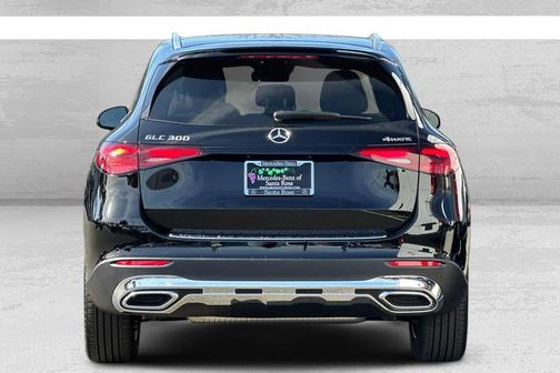 2026 Mercedes-Benz GLC 300 4MATIC
