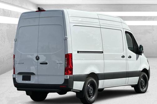 2025 Mercedes-Benz Sprinter 2500 Standard Roof
