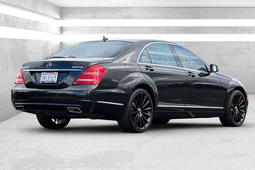 2013 Mercedes-Benz S-Class 4MATIC