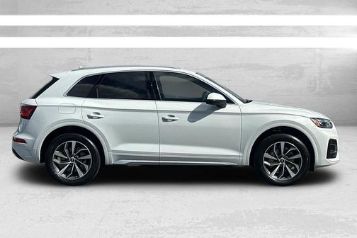 2021 Audi Q5 45 Premium Plus