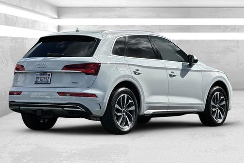 2021 Audi Q5 45 Premium Plus