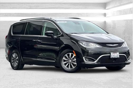 2020 Chrysler Pacifica Touring-L Plus