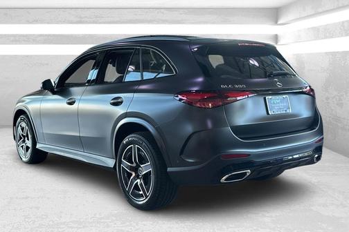 2026 Mercedes-Benz GLC 300 4MATIC