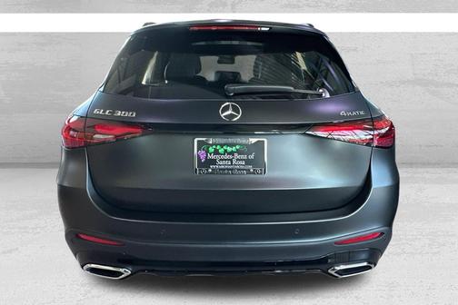 2026 Mercedes-Benz GLC 300 4MATIC