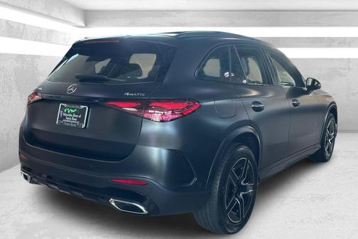2026 Mercedes-Benz GLC 300 4MATIC