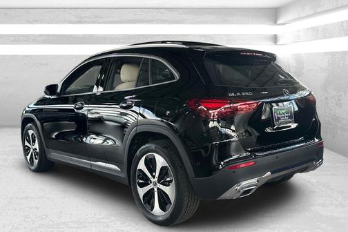 2026 Mercedes-Benz GLA 250 4MATIC