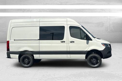 2025 Mercedes-Benz Sprinter 2500 Standard Roof