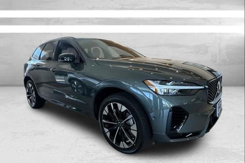 2026 Volvo XC60 Plug-In Hybrid T8 Plus