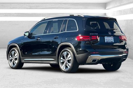 2025 Mercedes-Benz GLB 250 4MATIC