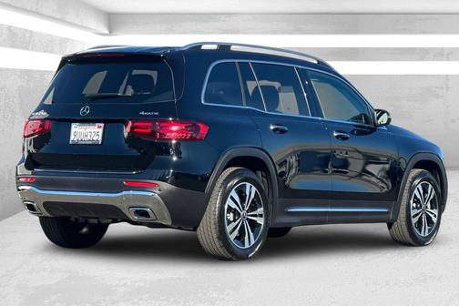 2025 Mercedes-Benz GLB 250 4MATIC