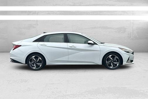 2021 Hyundai ELANTRA Limited