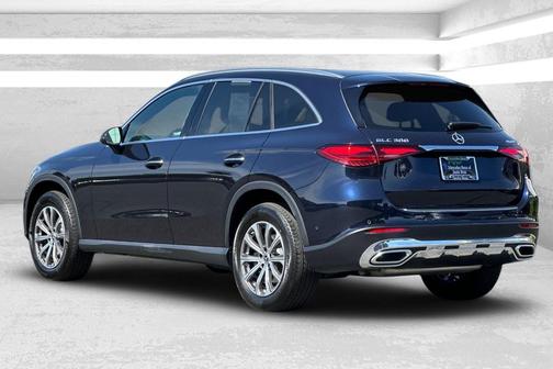 Nautical Blue Metallic 2023 Mercedes-Benz GLC 300 4MATIC