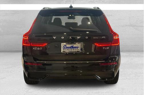 2025 Volvo XC60 Plug-In Hybrid T8 Ultra