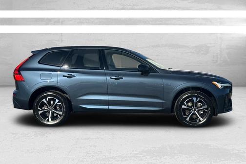 2026 Volvo XC60 B5 Core