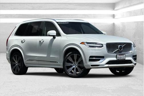 2022 Volvo XC90 Recharge Plug-In Hybrid T8 Inscription 7 Passenger