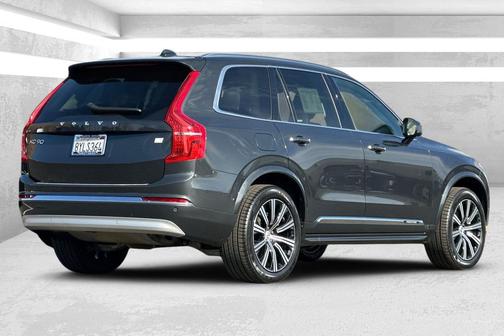 2022 Volvo XC90 Recharge Plug-In Hybrid T8 Inscription 6 Passenger
