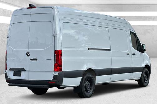 2025 Mercedes-Benz Sprinter 2500 High Roof