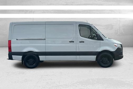 2025 Mercedes-Benz Sprinter 2500 Standard Roof