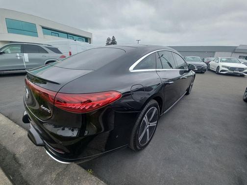 Obsidian Black Metallic 2023 Mercedes-Benz EQS 450 4MATIC