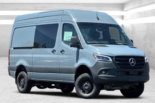 2025 Mercedes-Benz Sprinter 2500 Crew 144 WB