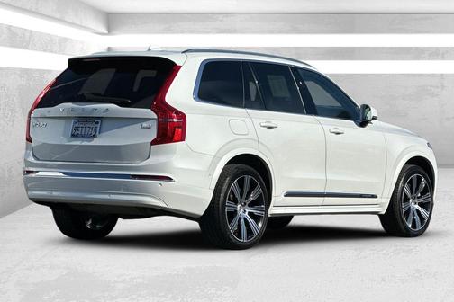2023 Volvo XC90 Recharge Plug-In Hybrid T8 Plus 6-Seater