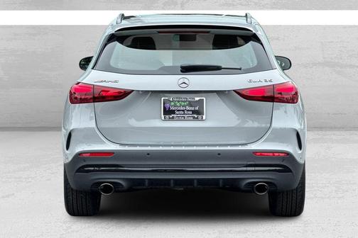 Alpine 2026 Mercedes-Benz AMG GLA 35 4MATIC