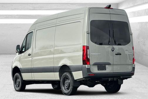 2026 Mercedes-Benz Sprinter 2500 Standard Roof