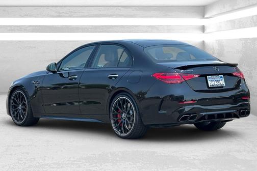 2024 Mercedes-Benz AMG C 63 S E Performance