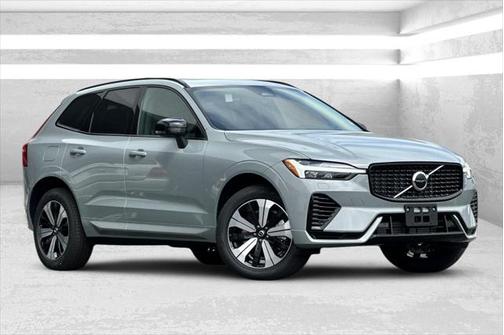 2025 Volvo XC60 Plug-In Hybrid T8 Core