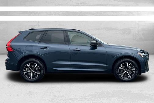 2026 Volvo XC60 B5 Core