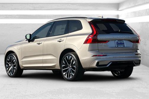 2026 Volvo XC60 Plug-In Hybrid Ultra, T8 AWD Electric/Gasoline, Dark
