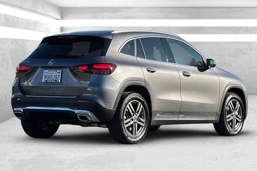 2025 Mercedes-Benz GLA 250 4MATIC