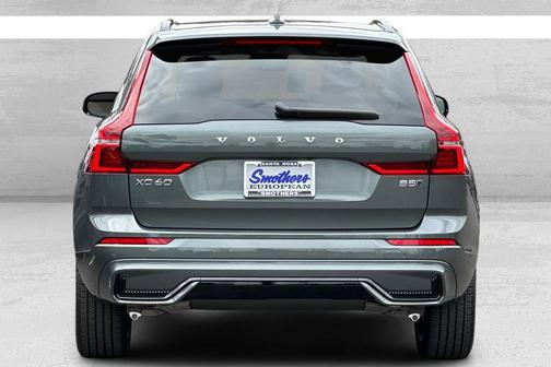 2026 Volvo XC60 B5 Plus