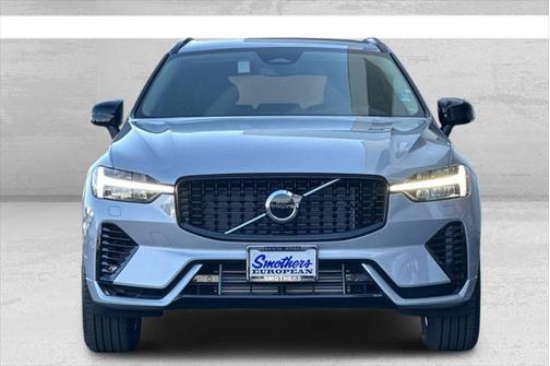 2025 Volvo XC60 Plug-In Hybrid T8 Core