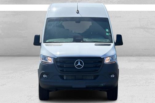 2025 Mercedes-Benz Sprinter 2500 High Roof