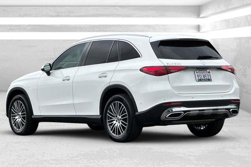 2025 Mercedes-Benz GLC 300 Base