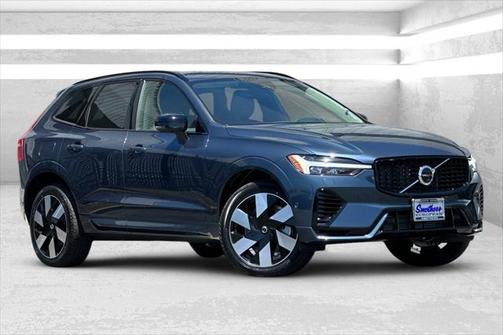2025 Volvo XC60 Plug-In Hybrid T8 Plus