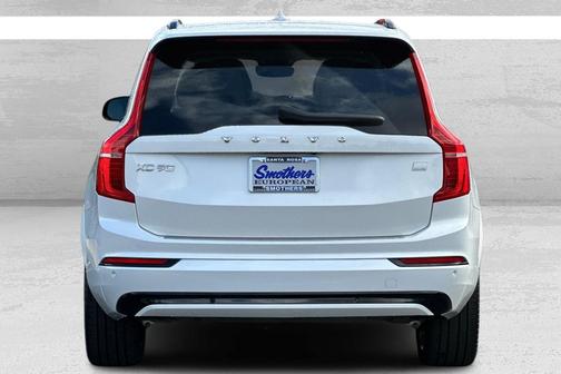 2023 Volvo XC90 Recharge Plug-In Hybrid T8 Ultimate Dark Theme 7-Seater