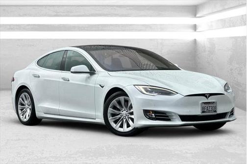 2018 Tesla Model S 75D