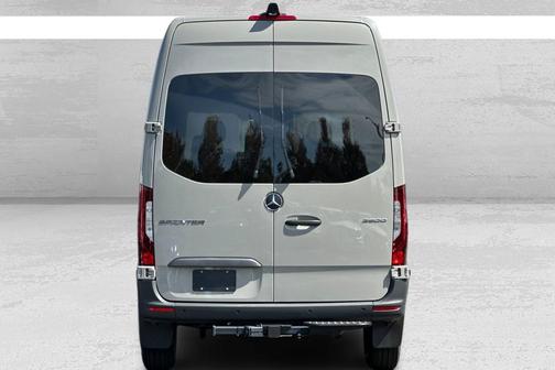 2025 Mercedes-Benz Sprinter 2500 Crew 144 WB