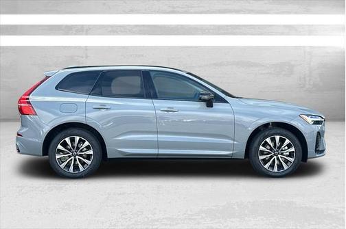 2025 Volvo XC60 B5 Core