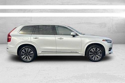 2023 Volvo XC90 Recharge Plug-In Hybrid T8 Plus 6-Seater