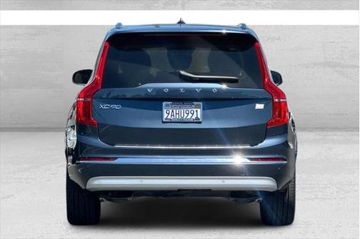 2022 Volvo XC90 Recharge Plug-In Hybrid T8 Inscription 6 Passenger