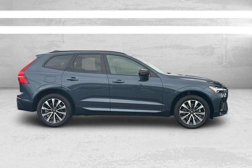 2025 Volvo XC60 B5 Core