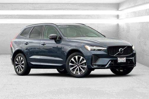 2025 Volvo XC60 B5 Core