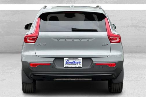 2026 Volvo XC40 B5 Ultra