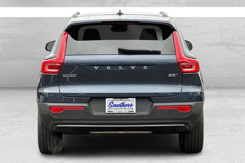 2026 Volvo XC40 B5 Core