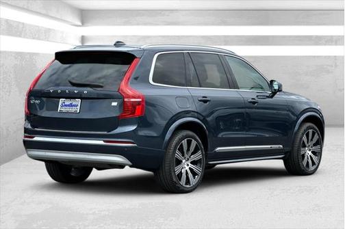 2022 Volvo XC90 Recharge Plug-In Hybrid T8 Inscription Expression 6 Passenger