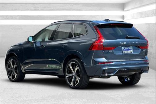 2025 Volvo XC60 Plug-In Hybrid T8 Ultra